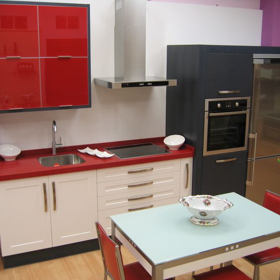 Cocina en rojo